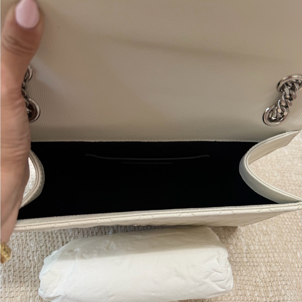 SAINT LAURENT MEDIUM ENVELOPE BAG QUILTED GRAIN LEATHER - Picture 9 of 13